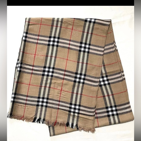 Burberry Cashmere Silk Oversized Scarf/Shawl. - Picture 11 of 11